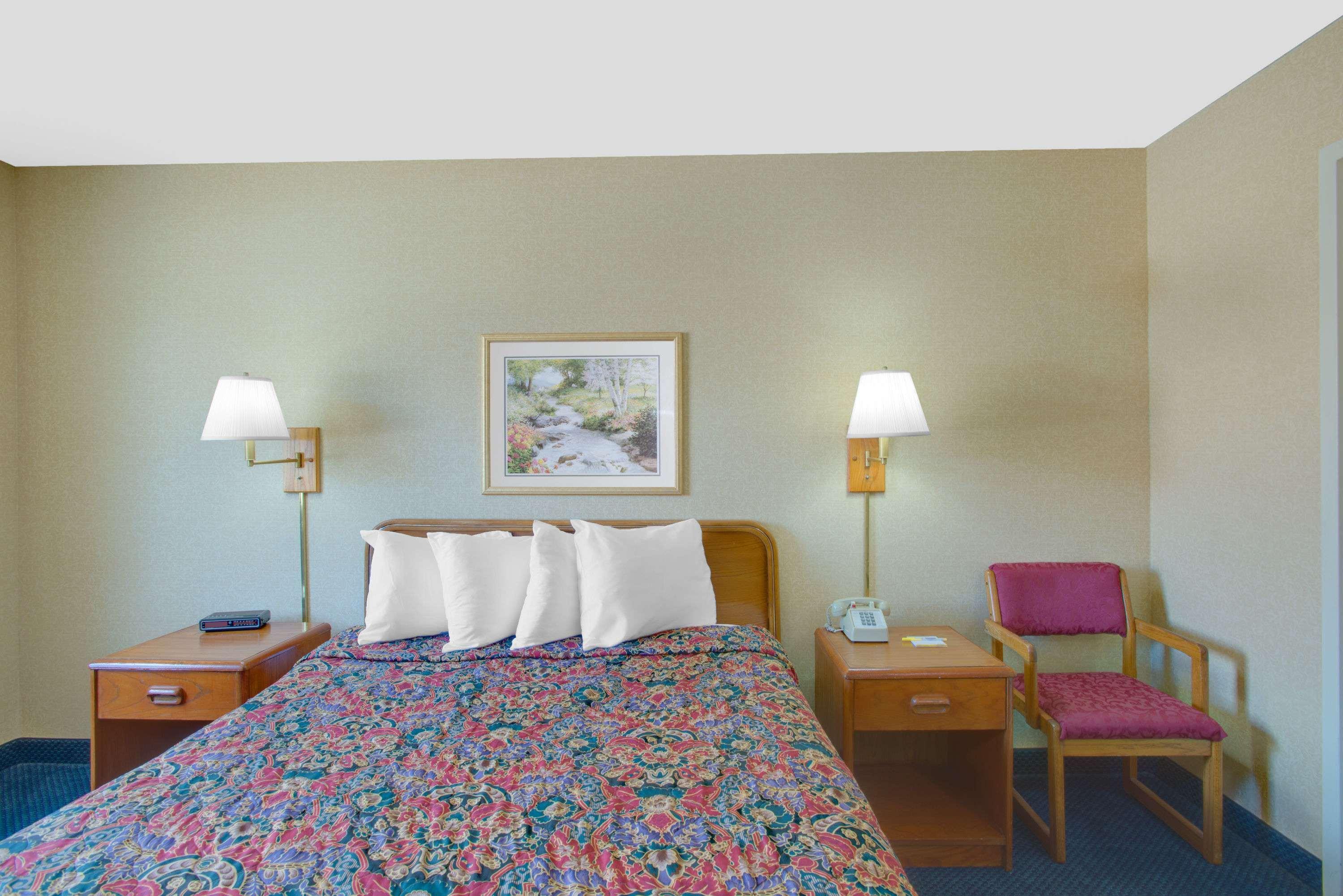 Days Inn By Wyndham Auburn/Finger Lakes Region Exteriör bild